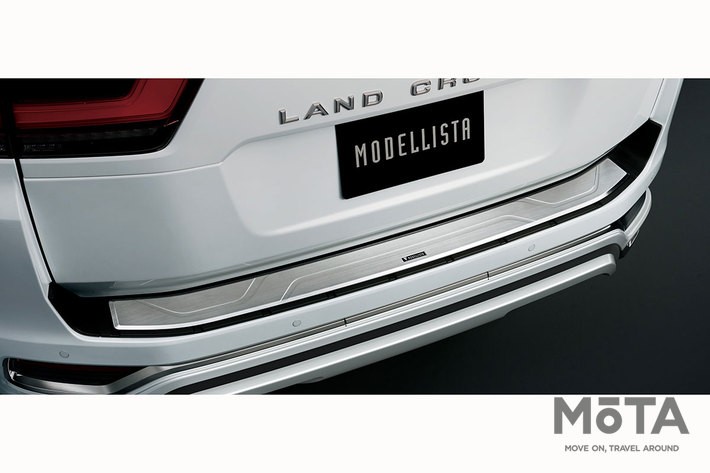 トヨタ 新型ランドクルーザー300用 MODELLISTA（モデリスタ）パーツ「リアバンパーステップガード」[2021年8月2日発売]