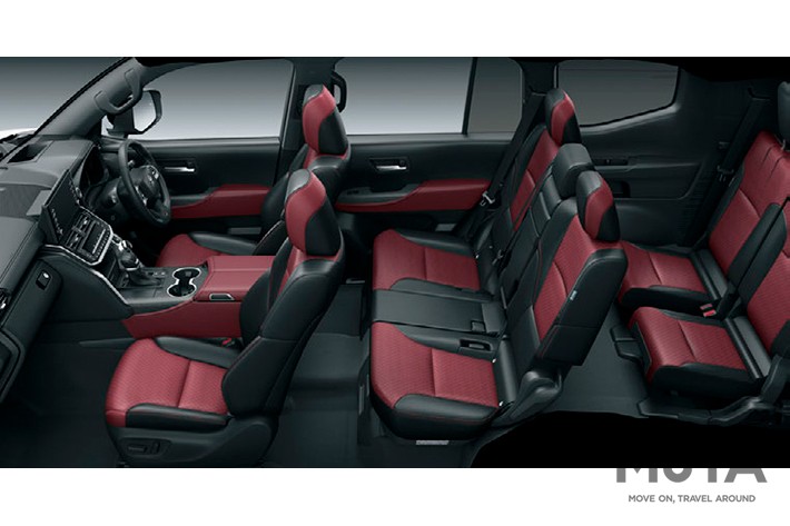 トヨタ 新型ランドクルーザー300[GR SPORT（ディーゼル車）（内装色 ： GR専用ブラック＆ダークレッド）＜オプション装着車＞]