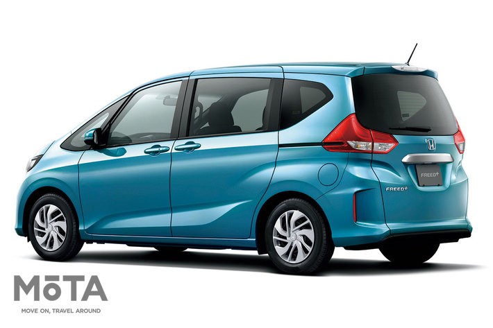 ホンダ フリードとフリードプラス 一見同じに見えて 実はボディの後ろ半分がまるで別物に造り分けられていた 話題を先取り 新型車解説21 Mota