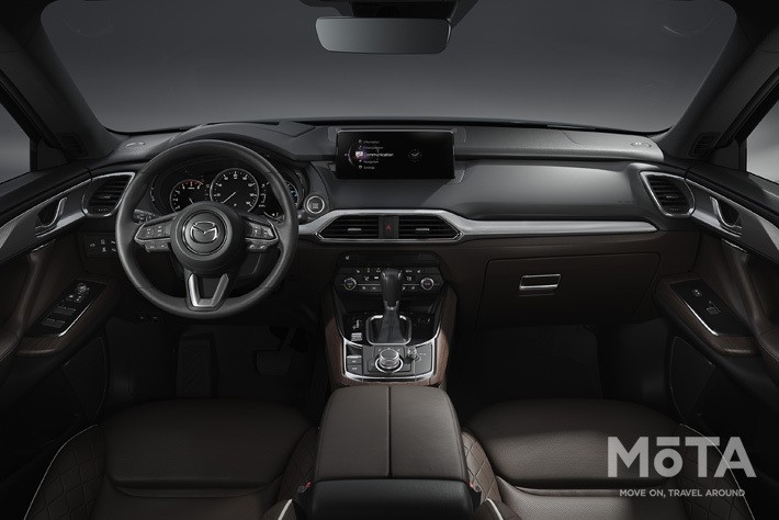 マツダ Cx 8とcx 9比較 日本で買うならcx 8のボディサイズがいいが 内装の質感は圧倒的にcx 9 だった 徹底比較 人気新型車比較21年 Mota