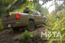 日産 新型フロンティア PRO-4X クルーキャブ4x4　2022年モデル[2021年夏・北米発売]