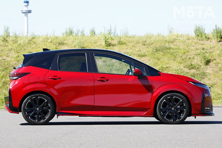 モータースポーツのノウハウを注入し、空力性能を大幅に向上させているのだ