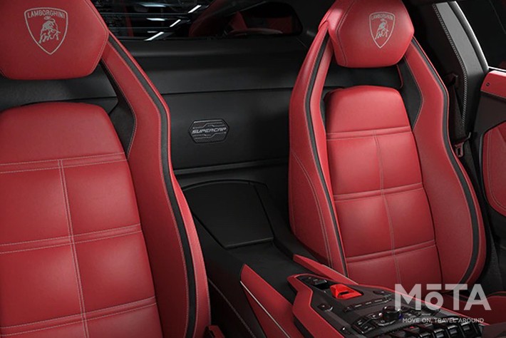 ランボルギーニ  新型カウンタック