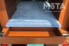 軽キャンパー「Jumpie（ジャンピー）」（スズキ エブリイ）[CARISMA-JAPAN（カリスマジャパン）]