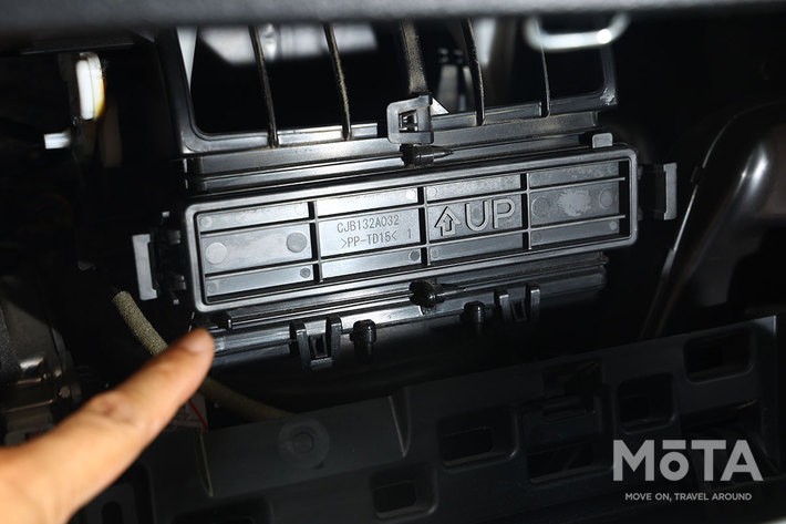 エアコンフィルターも自分でメンテナンスしやすい