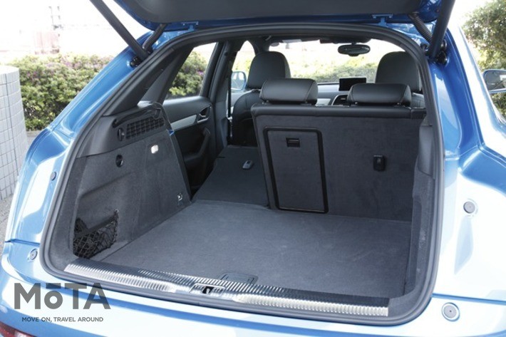 アウディ Q3 2.0TFSI quattro 180ps[2015年マイナーチェンジモデル]