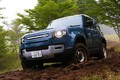 どんな悪路でも頼れる輸入車本格クロカン3選！ 頼もしい四駆性能を備えた「ディフェンダー」「ラングラー」「Gクラス」を紹介