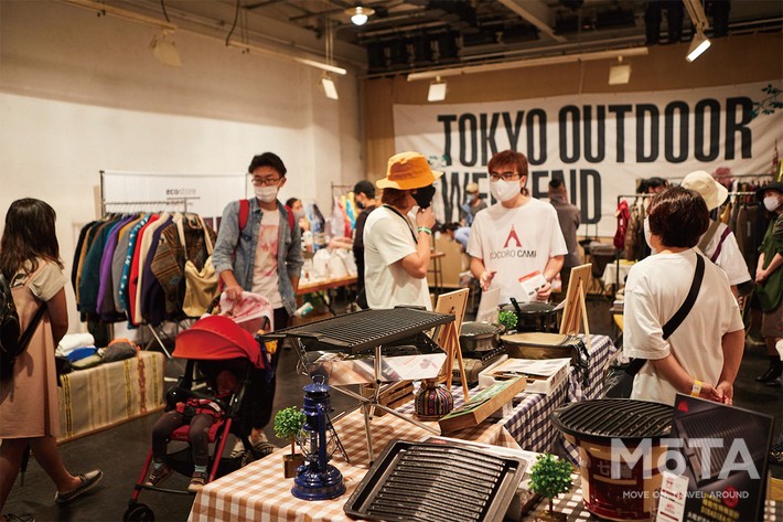 アウトドアギアやファッション、クルマ、観光まで、会場内を彩る出展