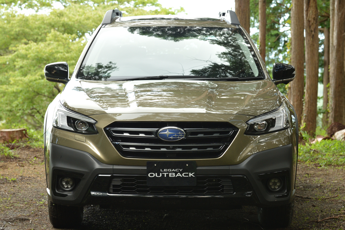 新型レガシィ アウトバック内装解説 4つのusbポートに縦型ディスプレイなど便利機能が標準装備 内容を考えれば4万円も納得か 話題を先取り 新型車解説21 Mota