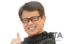 MCを務める鈴木学