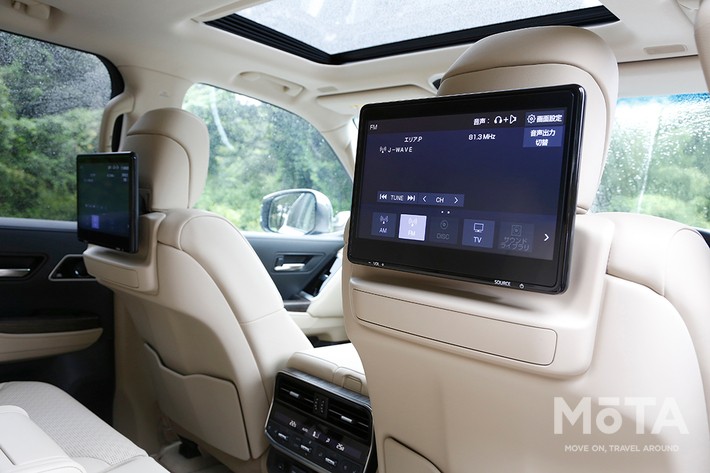 トヨタ 新型ランドクルーザー300 [VX（ディーゼル）／5人乗り／ボディカラー：ホワイトパールクリスタルシャイン]