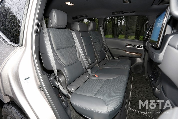 トヨタ 新型ランドクルーザー300 [VX（ガソリン）／7人乗り／ボディカラー：アバンギャルドブロンズメタリック]