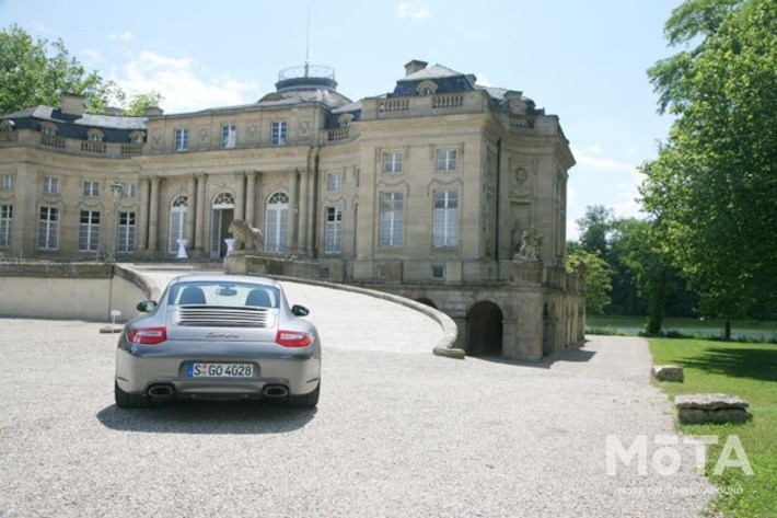 ポルシェ 911 カレラ2／カレラ2 カブリオレ（997型・写真は2008年モデル）