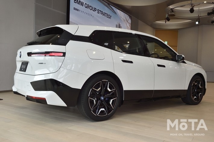 ボディサイズは全長4953mm×全幅1967mm×全高1695mm