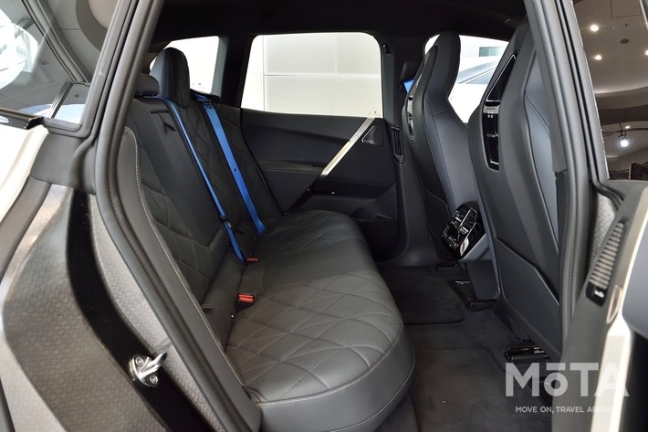 Bmw肝いりの新型ev Ix がお披露目 正式発売前に高級感ある内装デザインを写真で紹介 画像ギャラリー No 1 特集 Mota Bmw肝いりの新型ev Ix がお披露目 正式発売前に高級感ある内装デザインを写真で紹介 画像ギャラリー No 1 特集 Mota