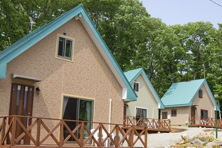 愛犬とともに極上のリゾートステイを体感できる、ドッグラン付きコテージ【那須／ドッグコテージハートヒルズ】