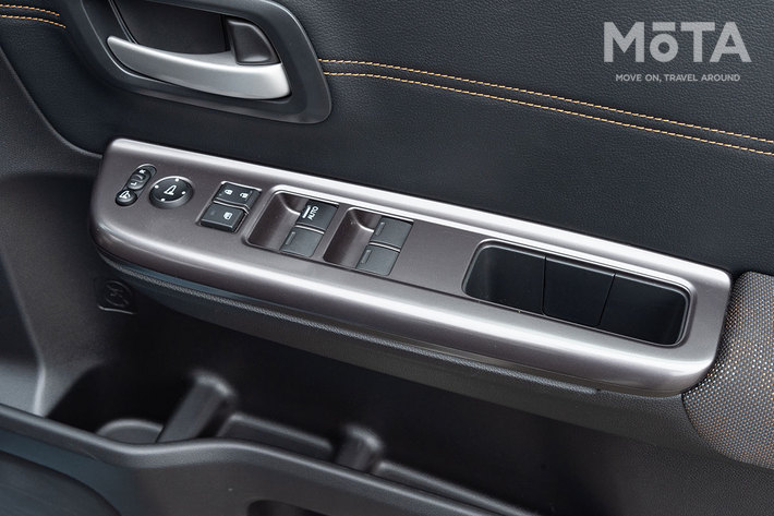 ホンダ フリード+（フリードプラス）「HYBRID CROSSTAR Honda SENSING」(4WD)