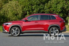 トヨタ 新型カローラクロス Z（ガソリン・2WD／ボディカラー：センシュアルレッドマイカ）[2021年9月14日発売]