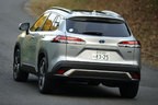 トヨタ 新型カローラクロス Z（ハイブリッド・2WD／ボディカラー：シルバーメタリック）[2021年9月14日発売]