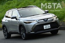 トヨタ 新型カローラクロス Z（ハイブリッド・2WD／ボディカラー：シルバーメタリック）[2021年9月14日発売]