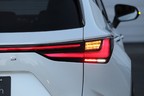 レクサス 新型NX350 “F SPORT”（ボディカラー：ホワイトノーヴァガラスフレーク）