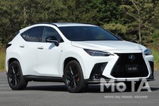 レクサス 新型NX350 “F SPORT”（ボディカラー：ホワイトノーヴァガラスフレーク）