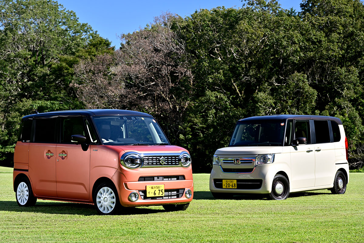 スライドドアを備えたスズキの人気車種 新型ワゴンrスマイルとスペーシアの内外装の違いを徹底比較 話題を先取り 新型車解説21 Mota