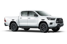 トヨタ ハイラックスGRスポーツ