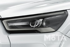 トヨタ ハイラックスGRスポーツ