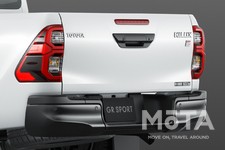 トヨタ ハイラックスGRスポーツ