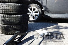 タイヤ交換のイメージ