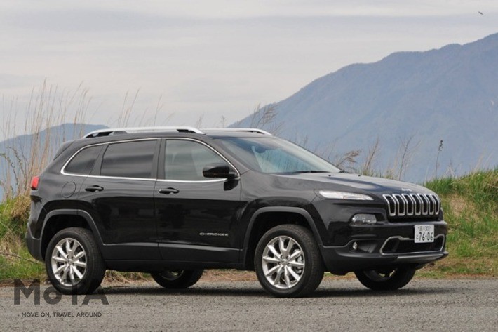 ジープ チェロキー リミテッド[2014年・KJ型（5代目）／4x4 V6 3.2リッターモデル]