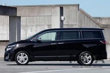 日産 エルグランド 350ハイウェイスタープレミアム（3代目・E52型・2010年8月発売）