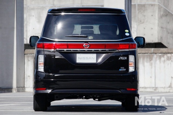 日産 エルグランド 350ハイウェイスタープレミアム（3代目・E52型・2010年8月発売）