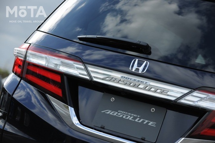 ホンダ オデッセイ アブソルート（5代目・2013年11月発売）
