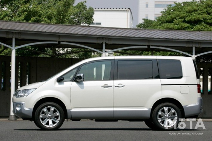 三菱 デリカD:5（2007年1月発売）