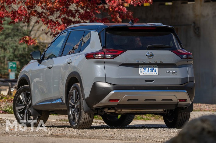 すでに海外では新型エクストレイルが発売されている地域も