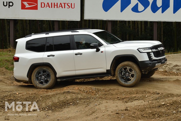 トヨタ 新型ランドクルーザー300 オフロード試乗[撮影地：さなげアドベンチャーフィールド(愛知県豊田市）]