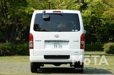 トヨタ ハイエース スーパーGL(ロングバン・標準ボディ・標準ルーフ・標準フロア)[2013年11月マイナーチェンジ（4型）]