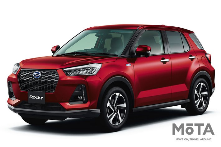 ダイハツ 新型ロッキー Premium G HEV（2WD・e-SMART HYBRID）[ボディカラー：ファイアークオーツレッドメタリック／2021年11月1日（月）一部改良]