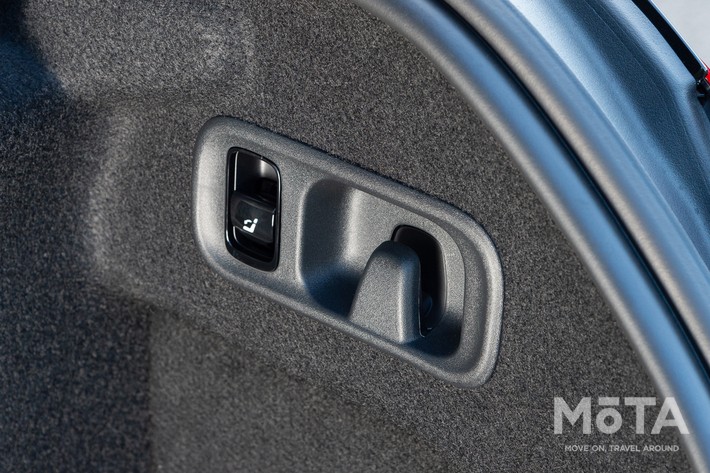 メルセデス・ベンツ 新型Cクラス