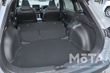 トヨタ 新型カローラクロス 荷室（ガソリンモデル）