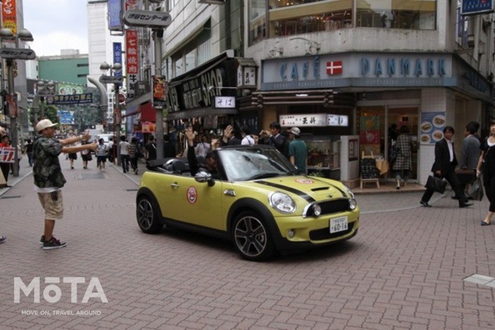 ミニ コンバーチブル（2代目）[2009年4月15日発売]