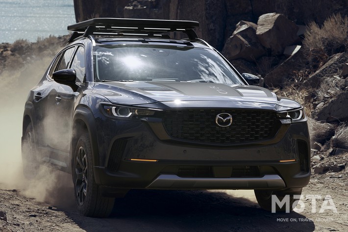 新型CX-50はオフロードテイストの強いモデルとなっており、悪路走破性を確保するためにサスペンションのストローク量もCX-5よりも拡大しているという