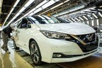 日産 リーフ（2代目モデル）生産工場ラインでの最終チェック工程（日産自動車 追浜工場）[2017年9月6日発売]