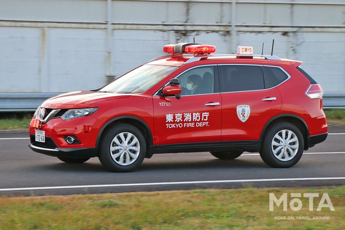 東京消防庁 査察広報車「日産 エクストレイル」／日産自動車イベント「＃日産あんばさだー　はたらくクルマ3」［2021年11月23日（祝）／会場：GRANDRIVE（グランドライブ／神奈川県横須賀市）］