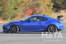 スバル 新型BRZ  STIパーツ装着車