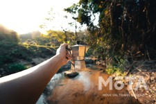 キャンプで淹れるコーヒーは格別！淹れ方やおすすめアイテム35選