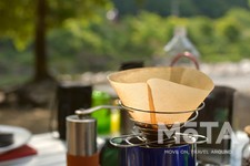 キャンプで淹れるコーヒーは格別！淹れ方やおすすめアイテム35選