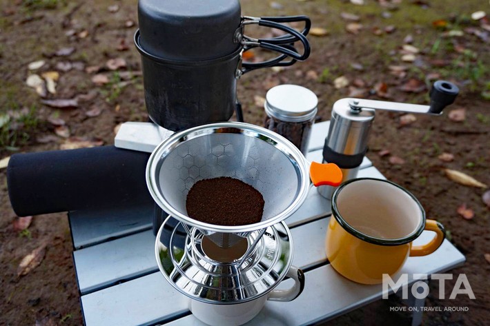 キャンプで淹れるコーヒーは格別！淹れ方やおすすめアイテム35選